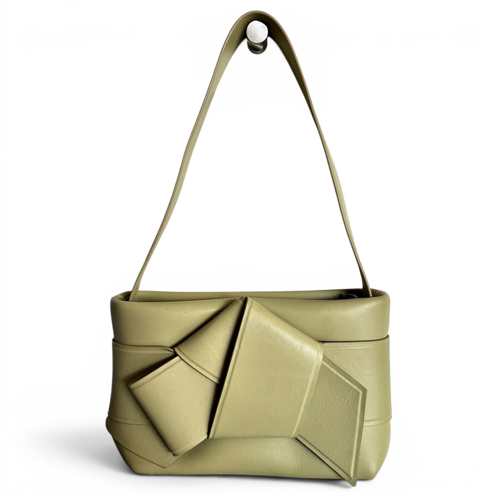 Musubi leather handbag