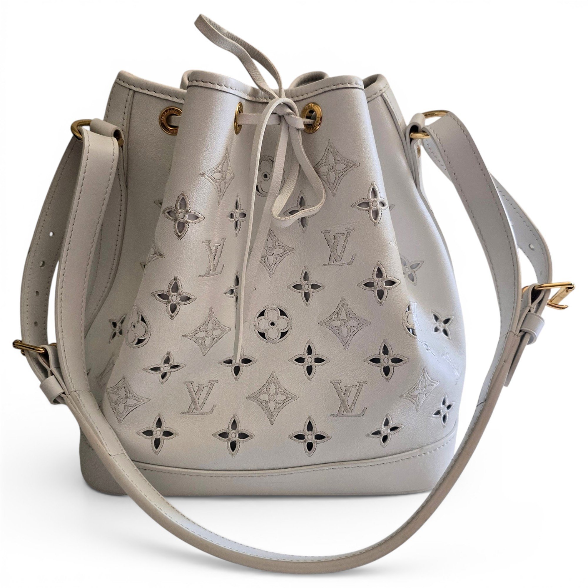 NéoNoé leather handbag