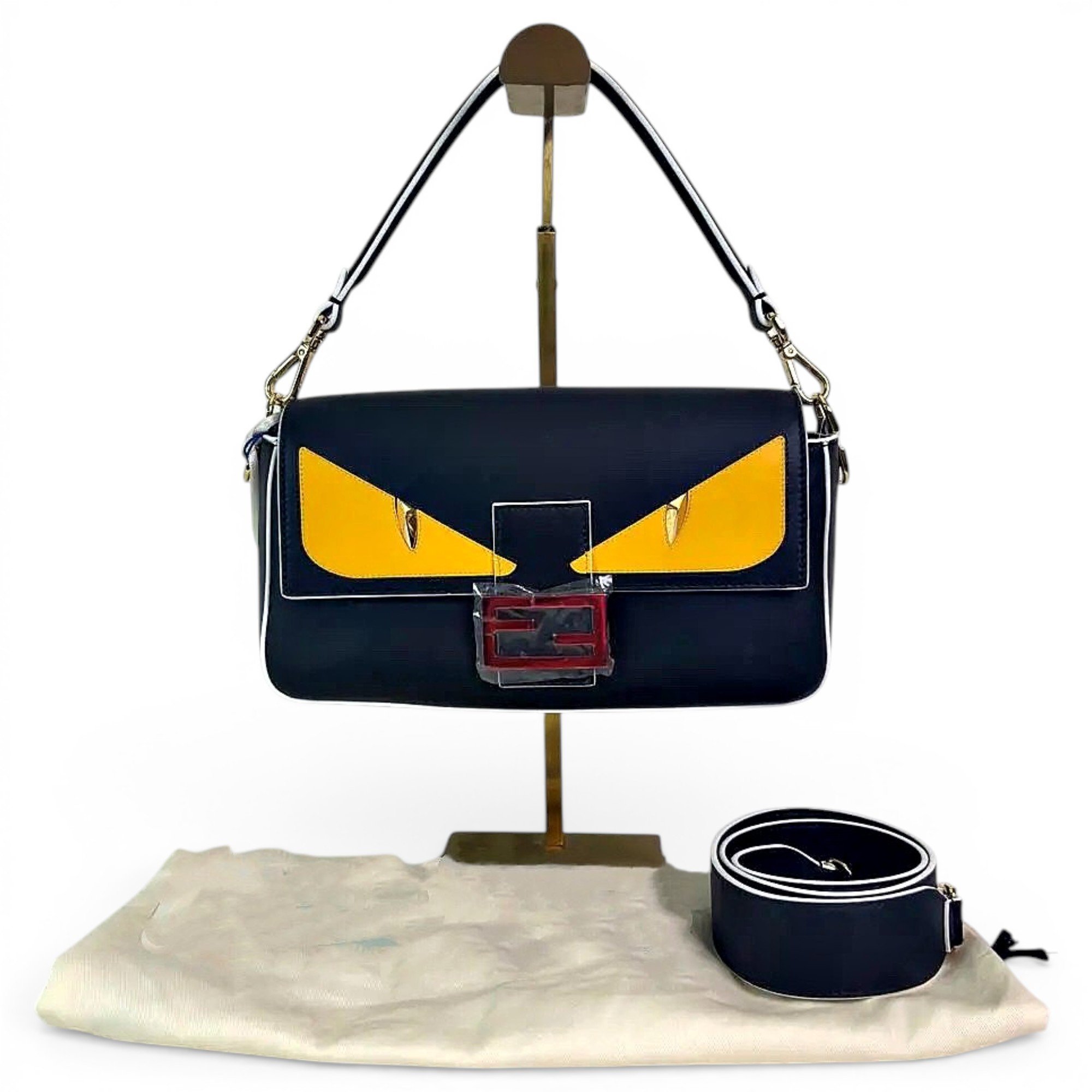 Baguette leather handbag