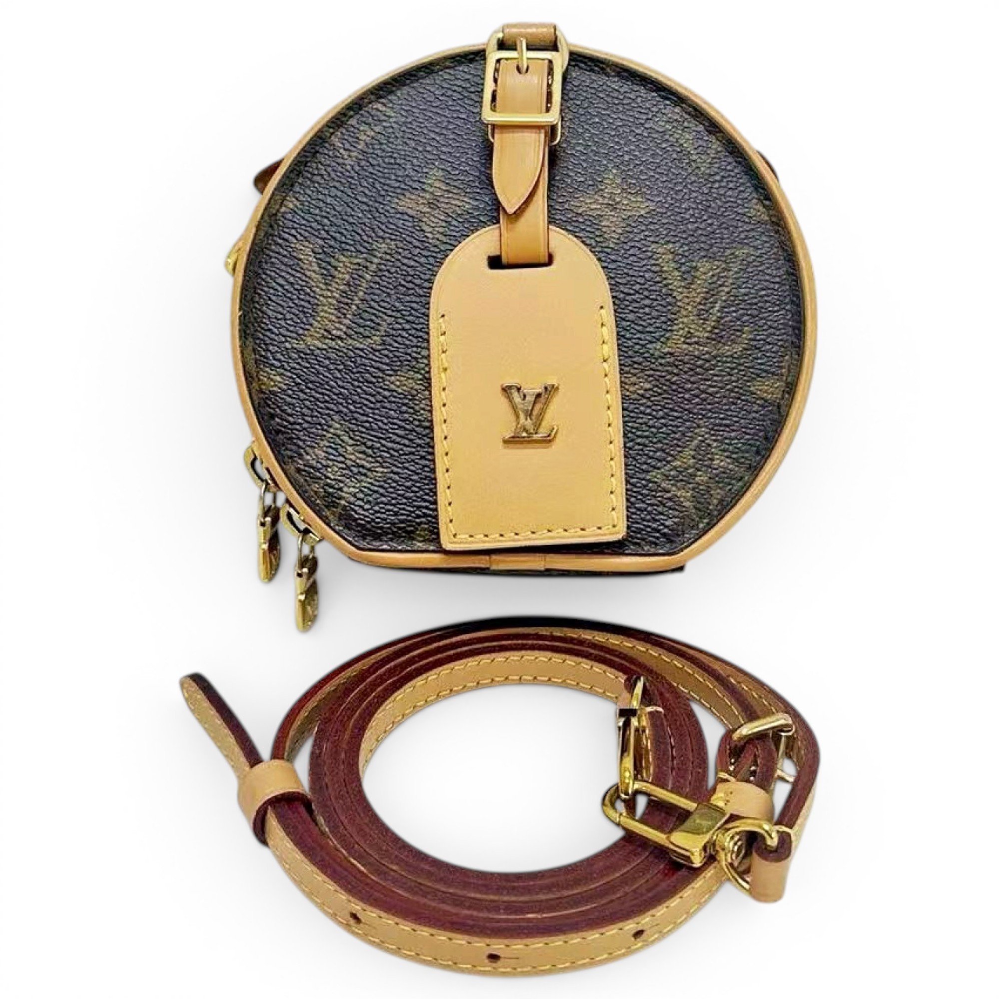 Louis Vuitton Boîte chapeau souple leather crossbody bag