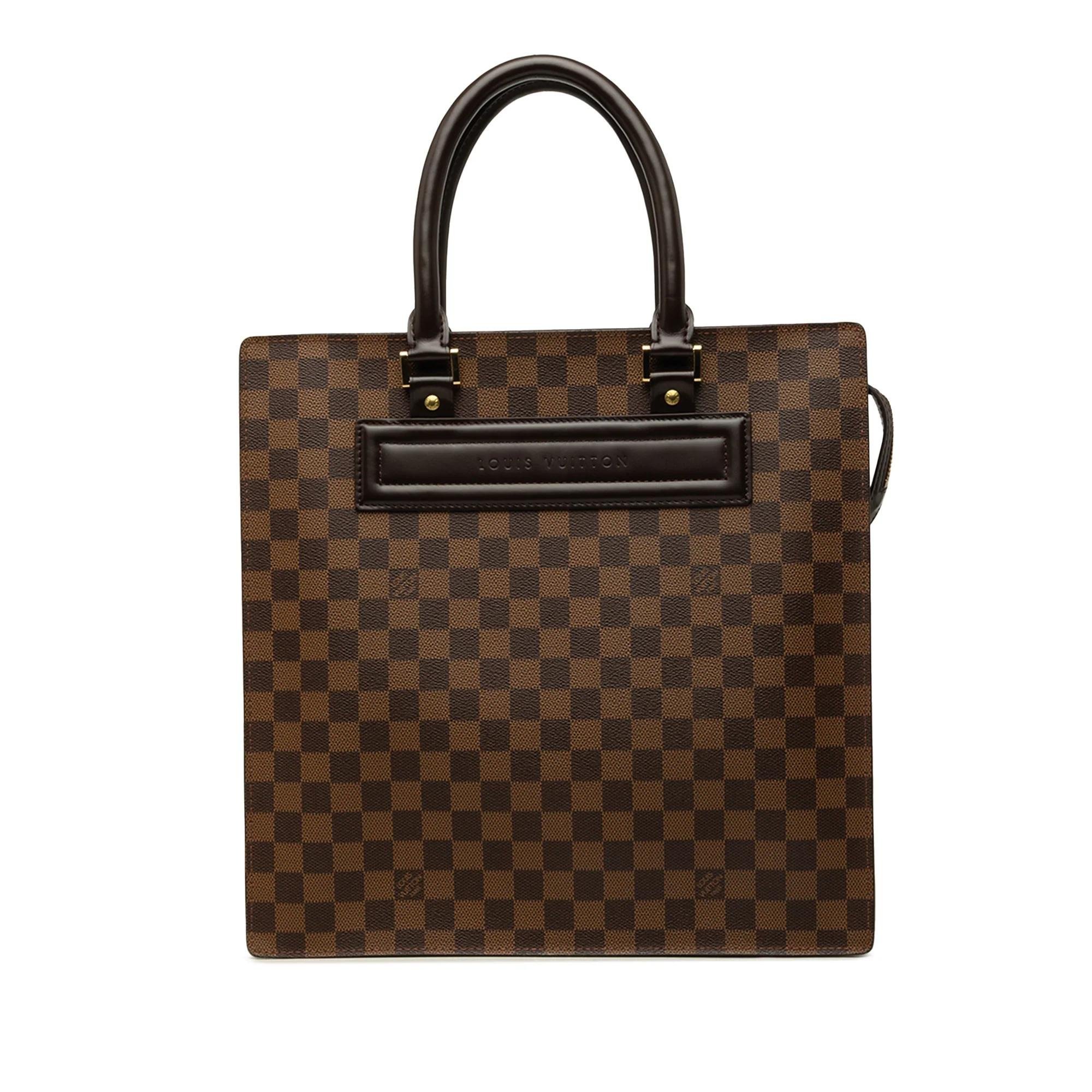 Plat leather tote