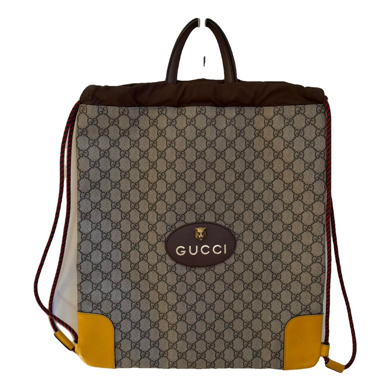 Cloth backpack