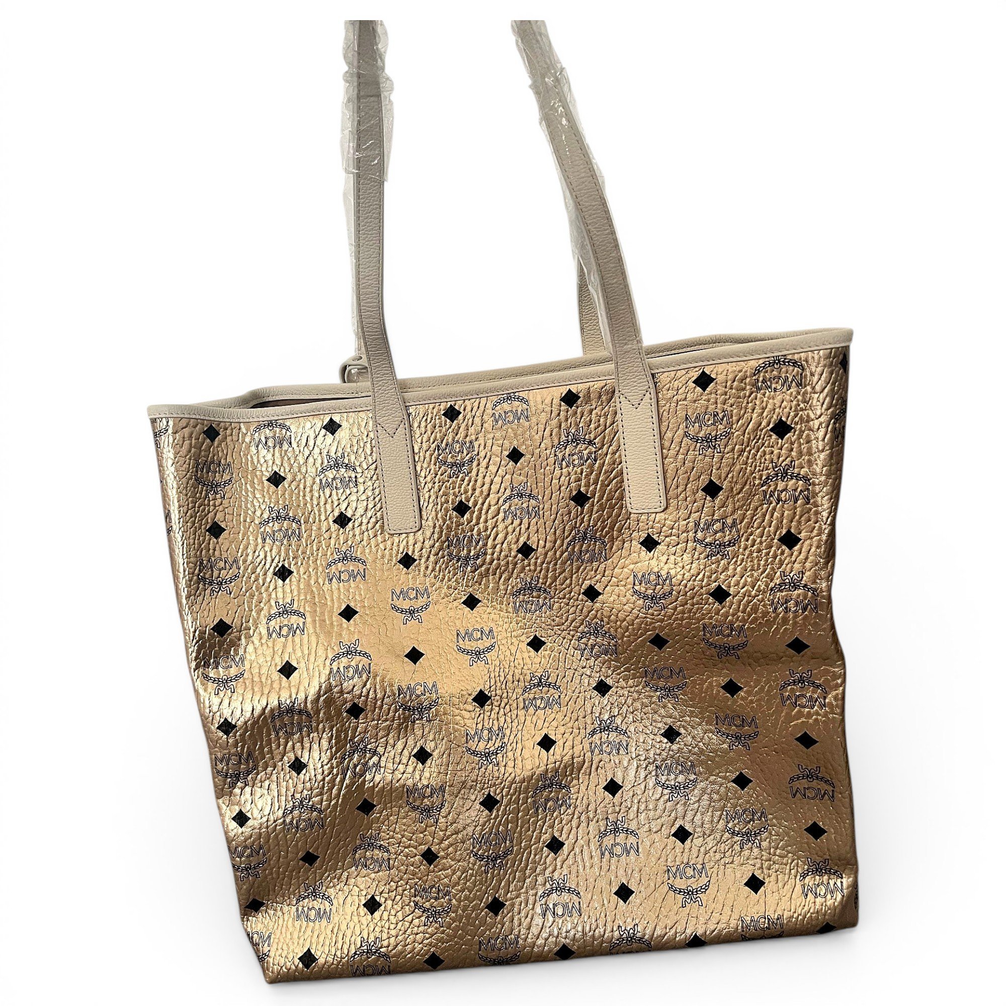 Leather tote