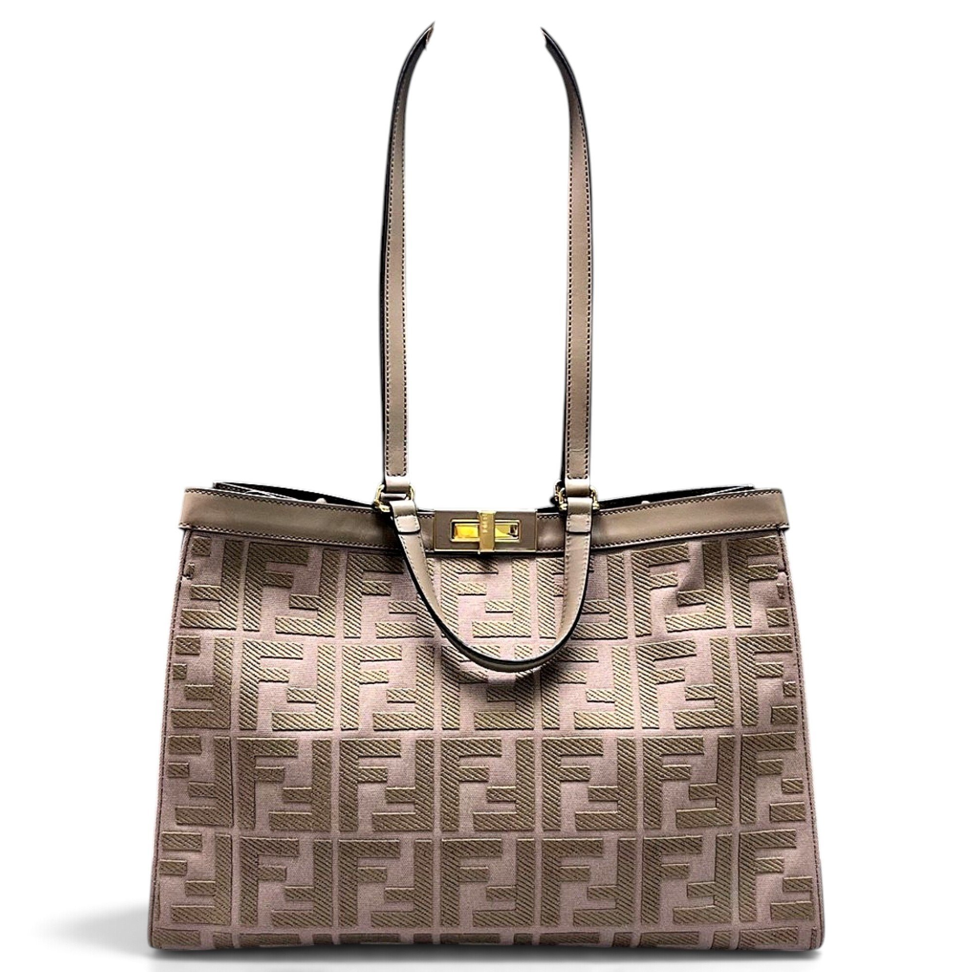 Peekaboo cloth tote