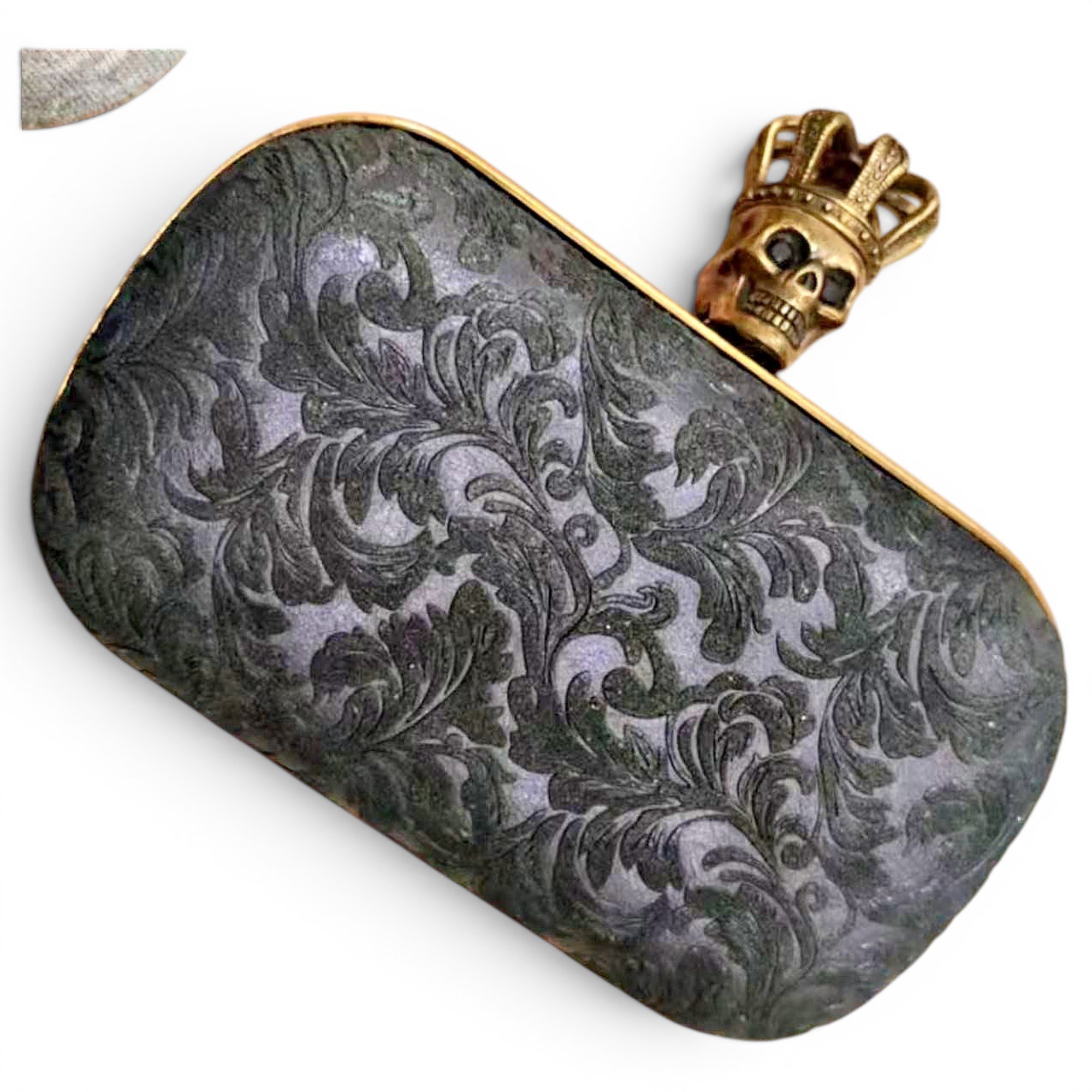 Skull clutch bag