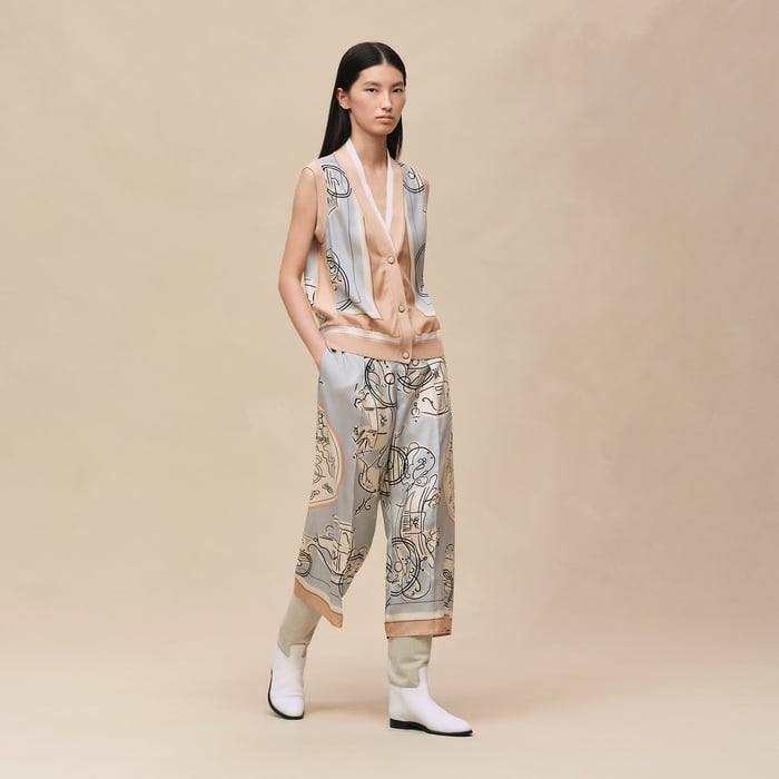 Gris Paruline "Ex-libris a Main Levee" Sleeveless Twillaine Cardigan