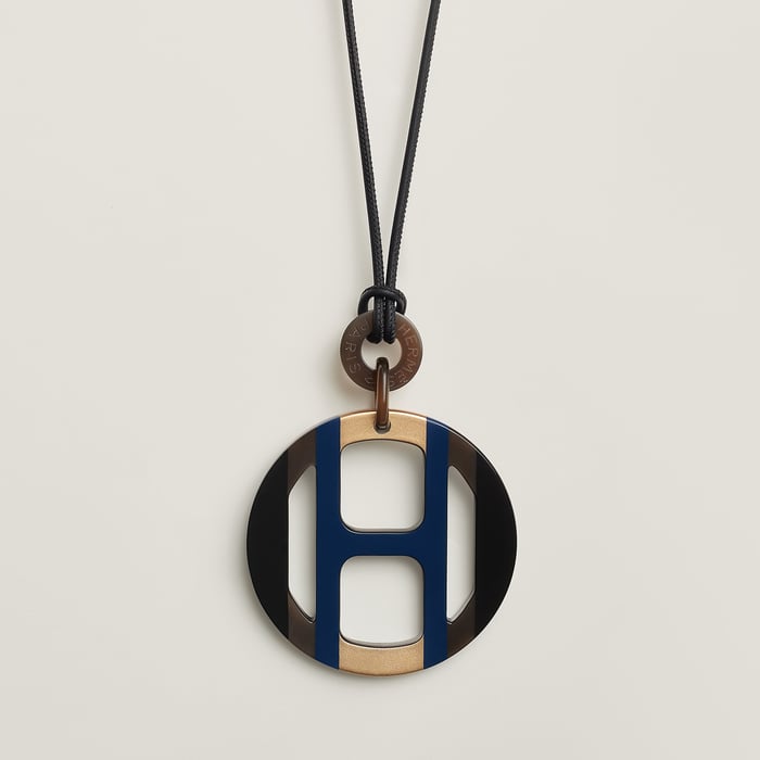 Orfèvre H Equipe Pendant