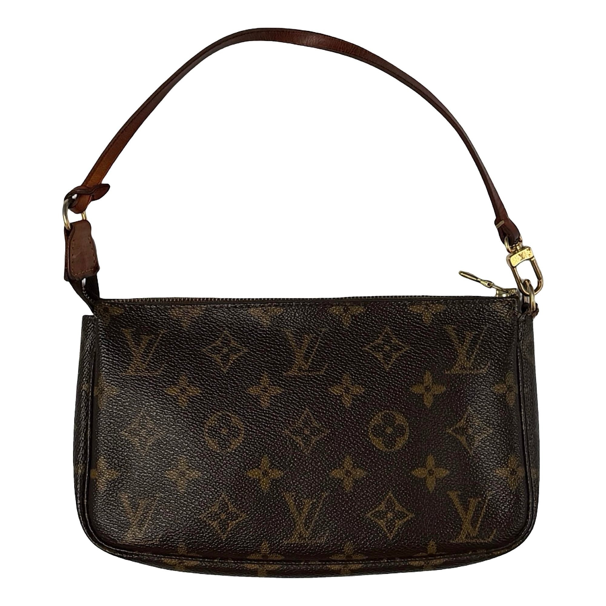 Pochette Accessoire leather handbag