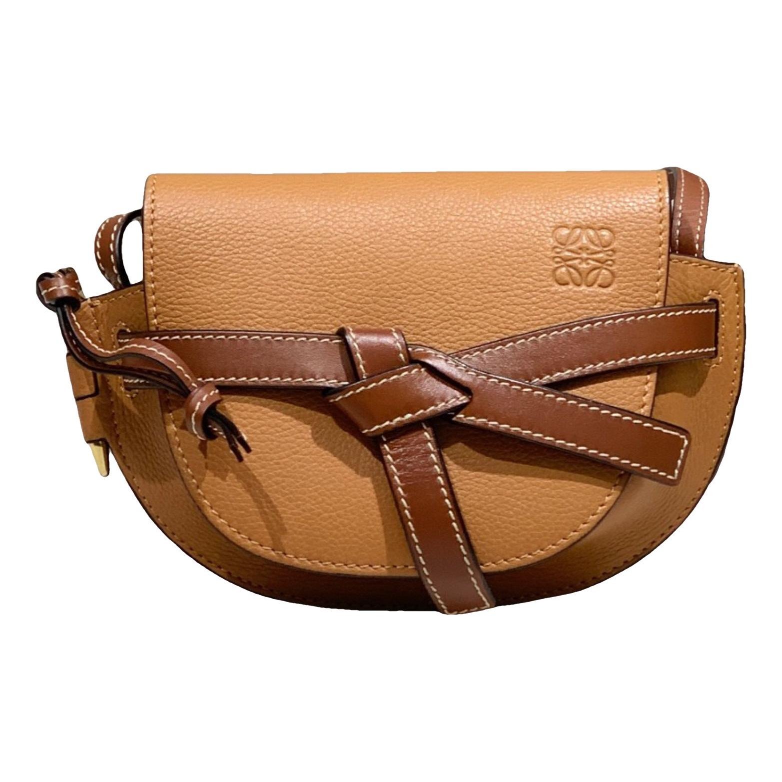 Gate leather handbag