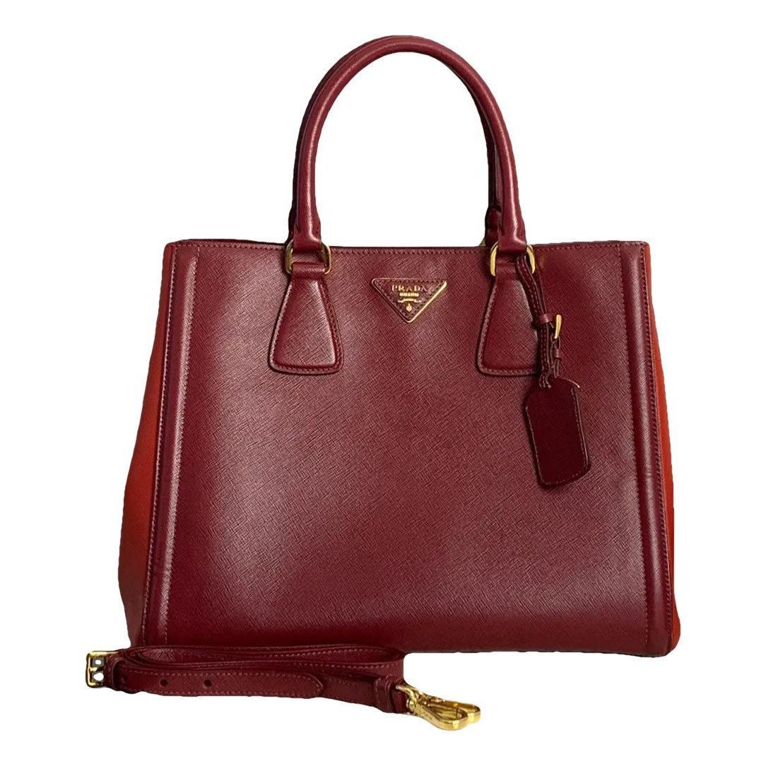 Leather crossbody bag
