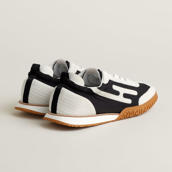 Jet Sneaker