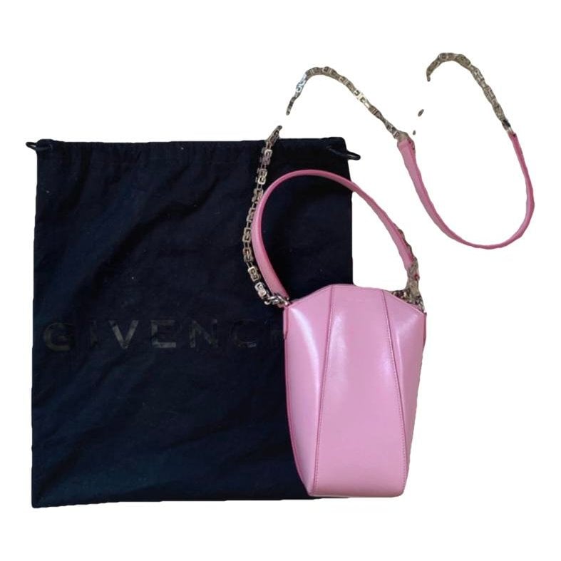 Antigona leather handbag