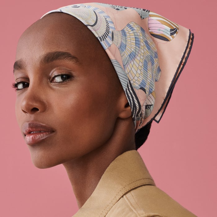 Lanternes, Ballons Et Cocardes Scarf 45