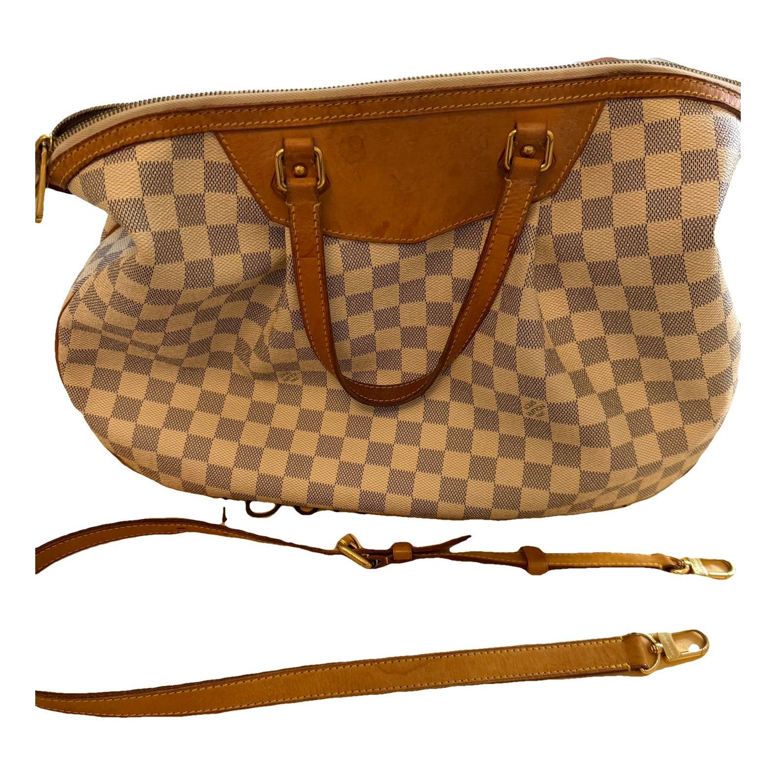 Siracusa leather handbag