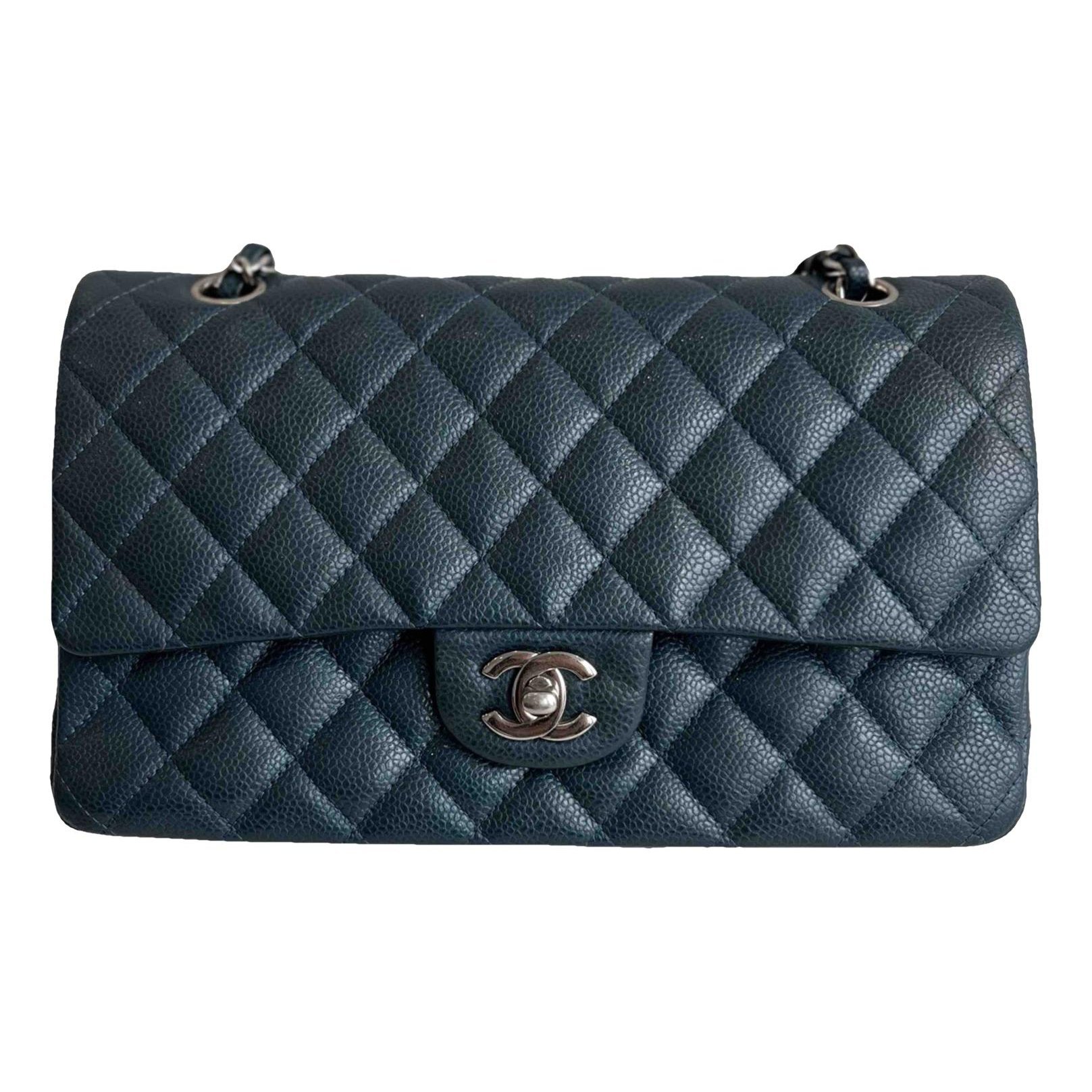 Timeless/Classique leather crossbody bag