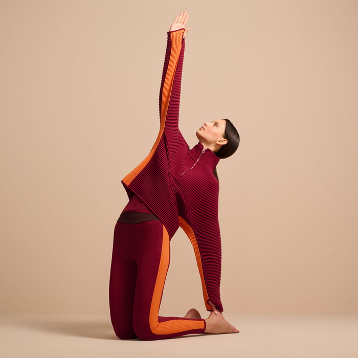 Yoga Pullover