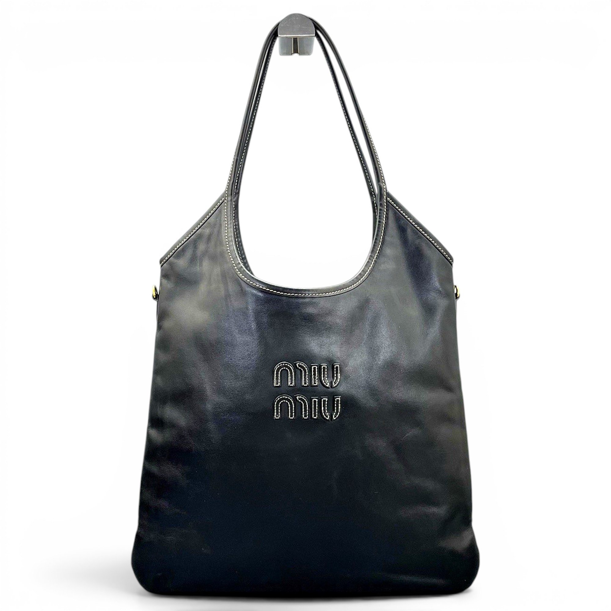 Leather tote