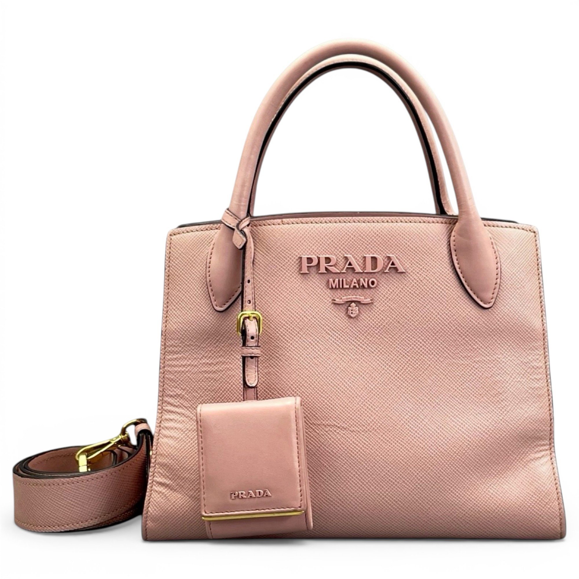 Monochrome leather handbag
