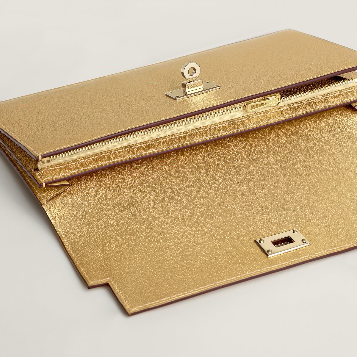 Doré Kelly Pocket Long Wallet