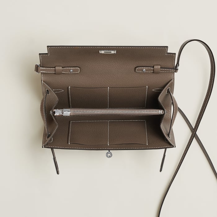 Étoupe Kelly Classique to Go Wallet