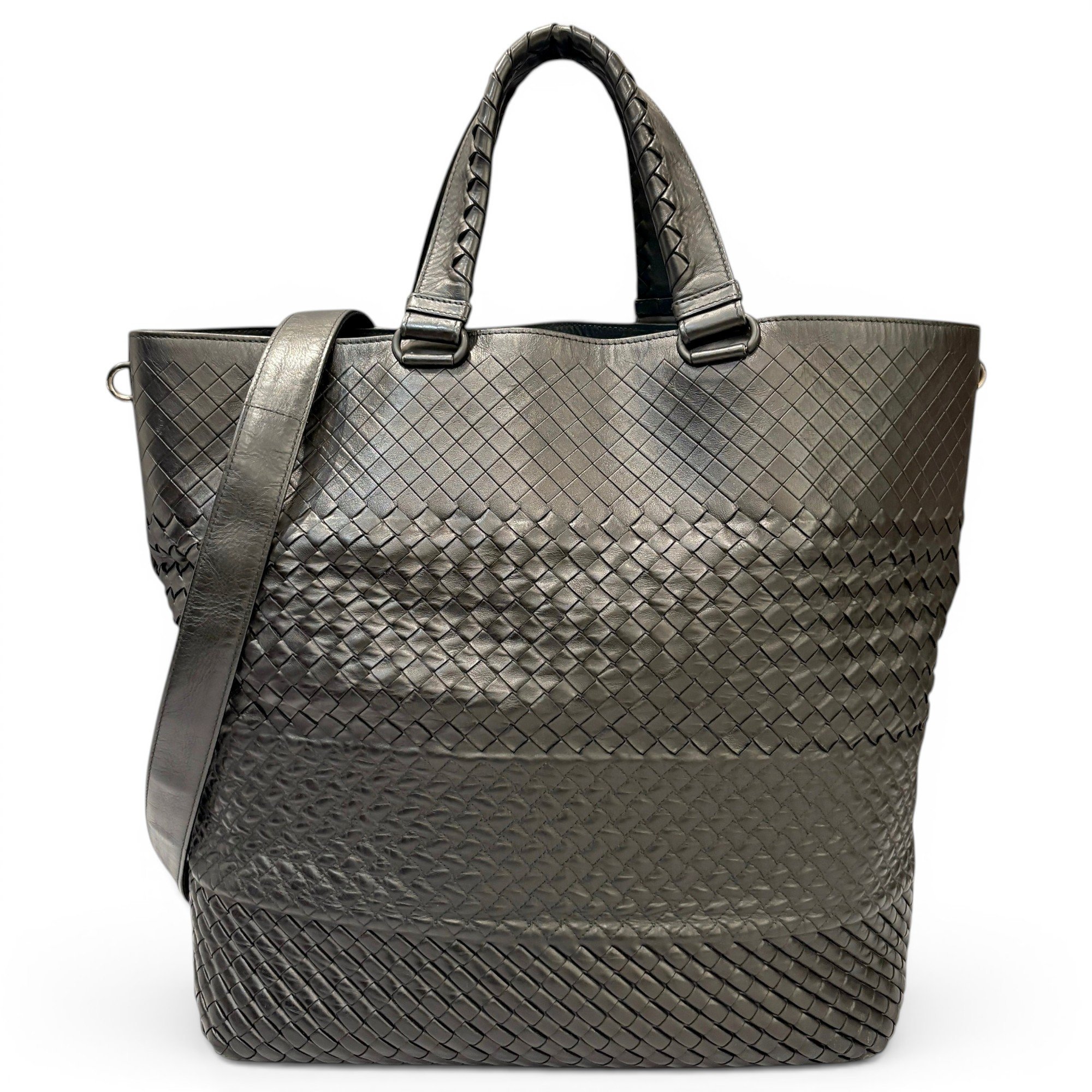 Leather tote