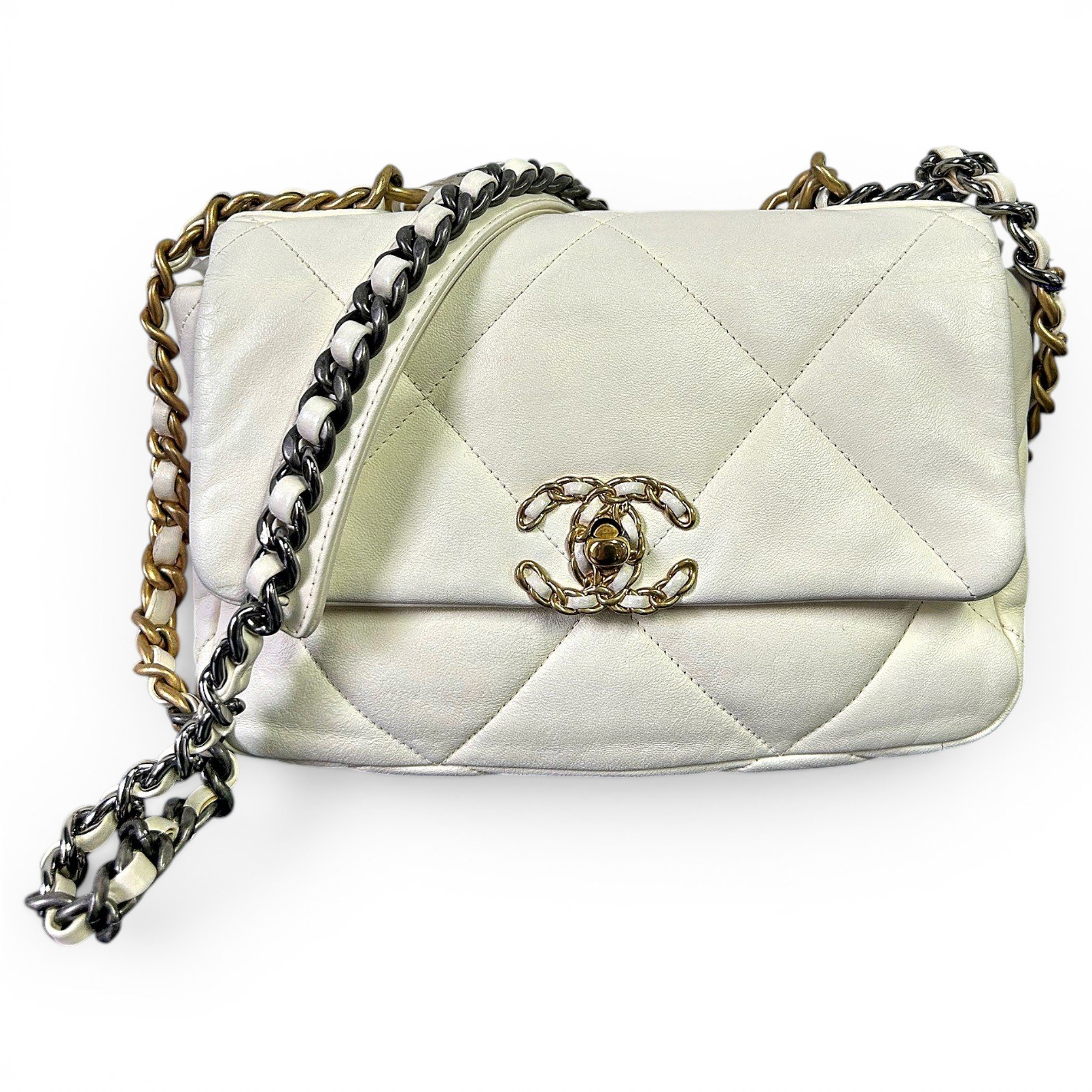 Chanel 19 leather handbag