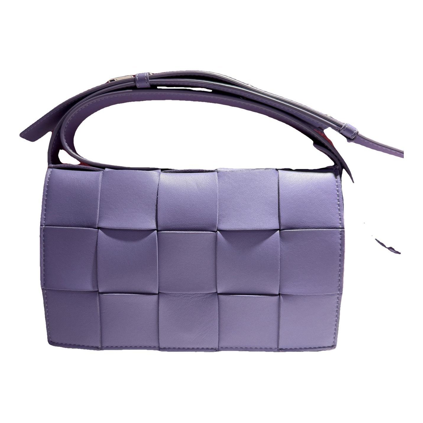 Bottega Veneta Cassette leather handbag