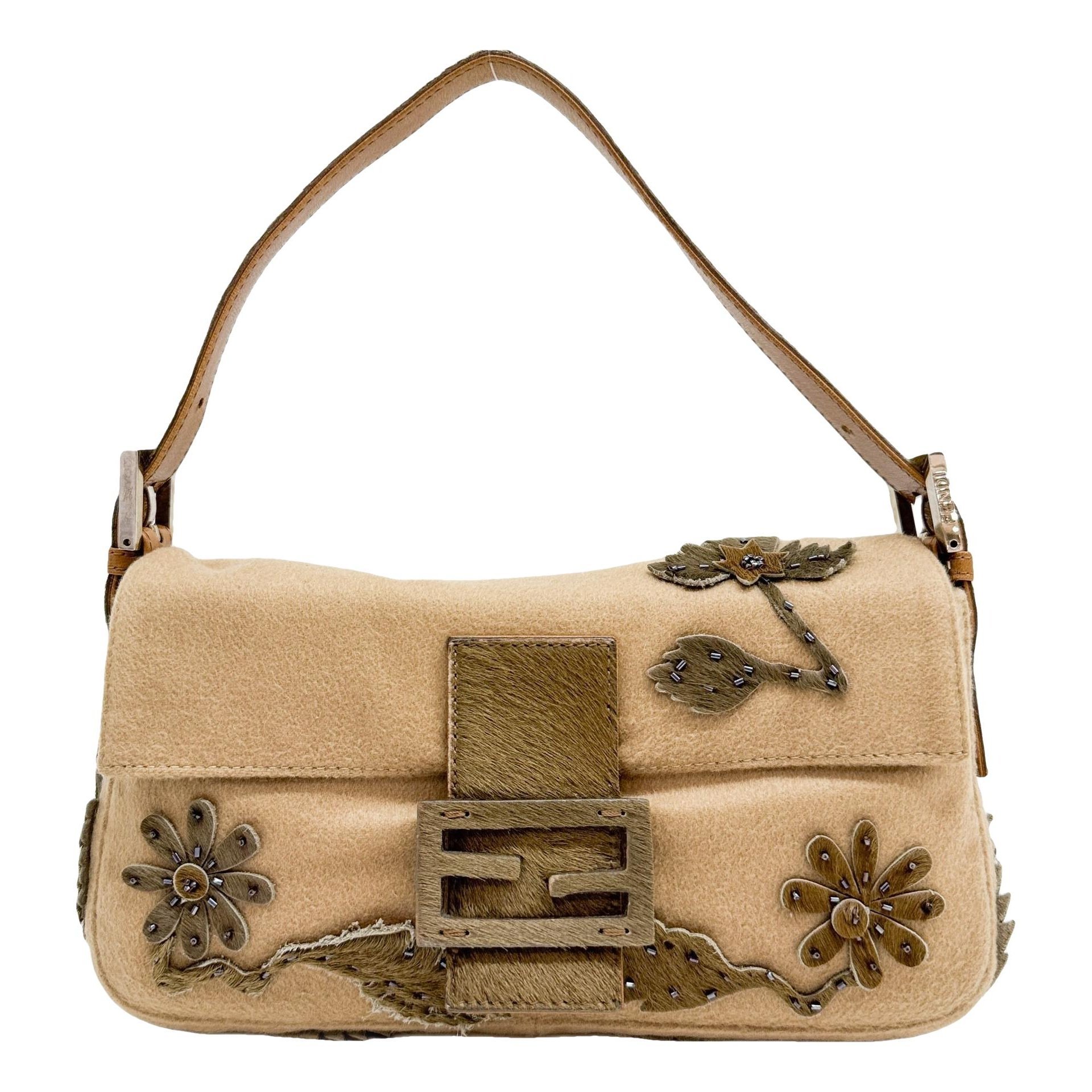 Baguette cashmere handbag