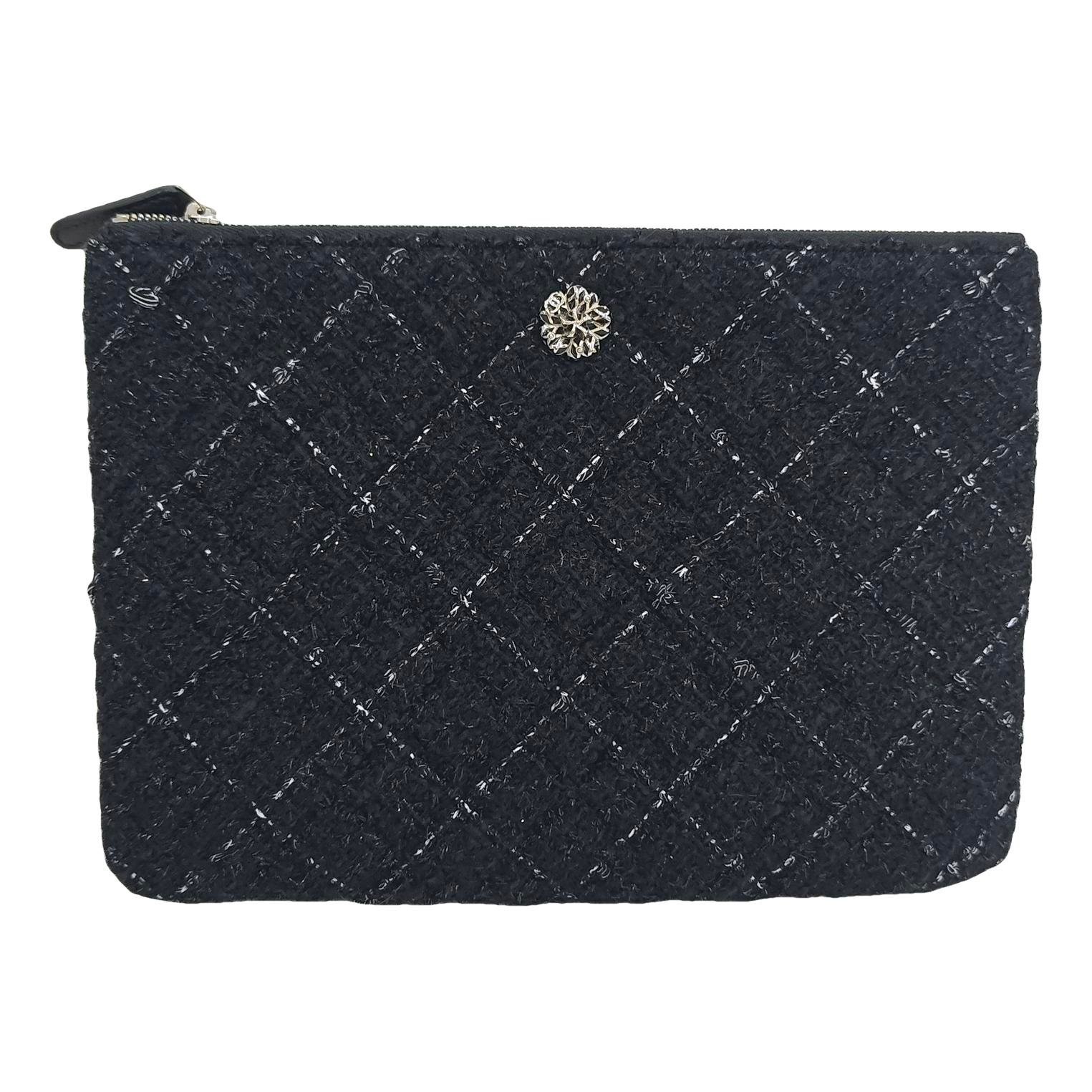Timeless/Classique tweed clutch bag