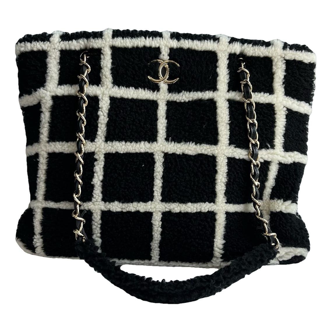 Tweed tote