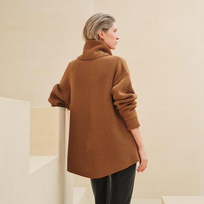 Marron Caramel Long-sleeve Cashmere Tunic Sweater