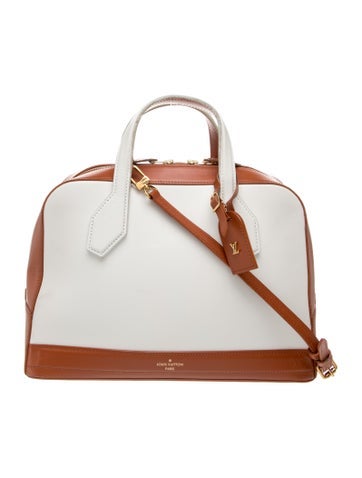 LV Monogram Dora MM