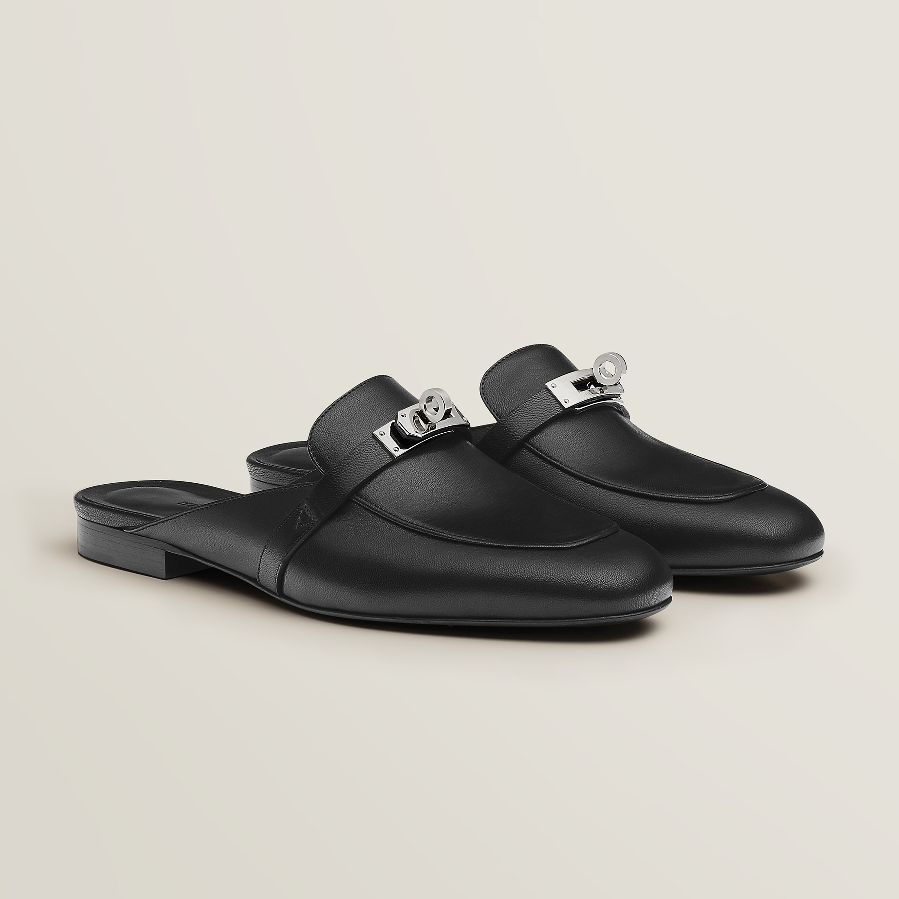 Hermès Oz Mule in black goatskin