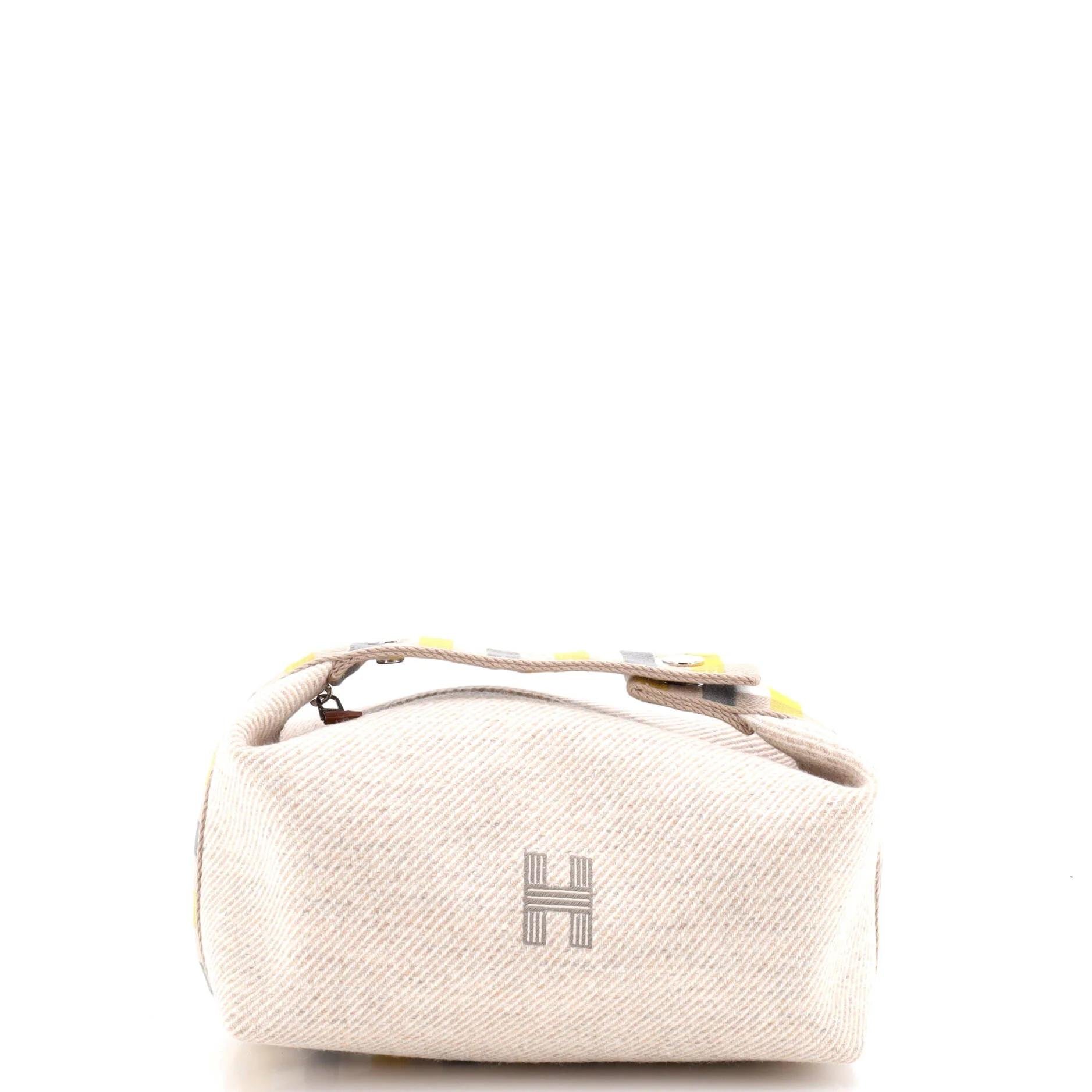 Wool vanity case