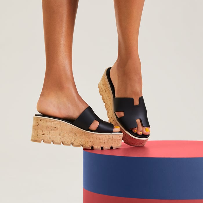 Noir Eze 30 Sandal