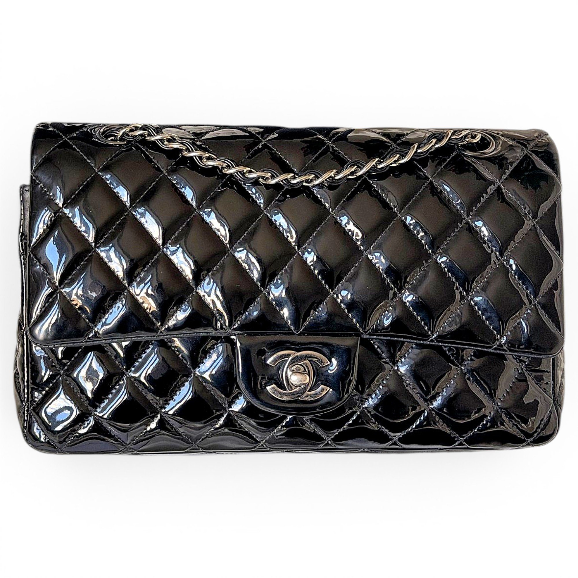 Timeless/Classique patent leather handbag