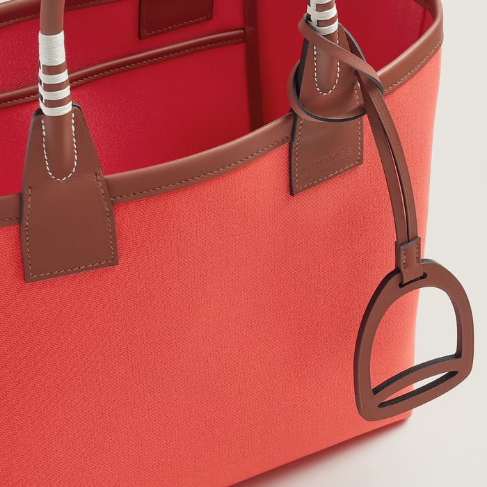 Steeple 25 Bag