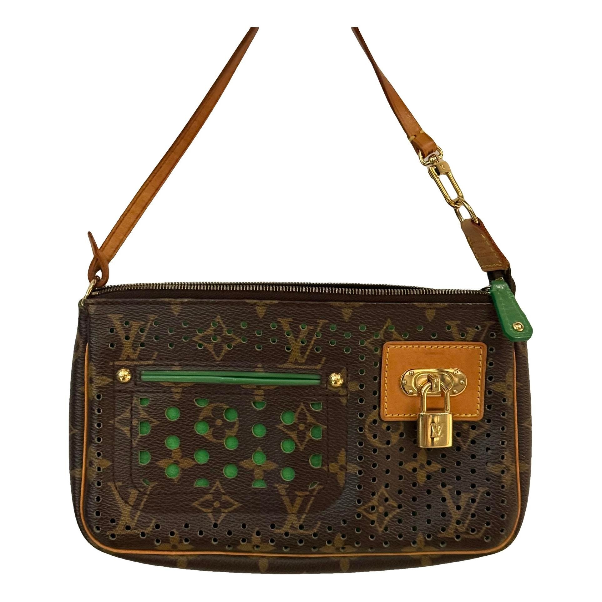 Pochette Accessoire leather handbag