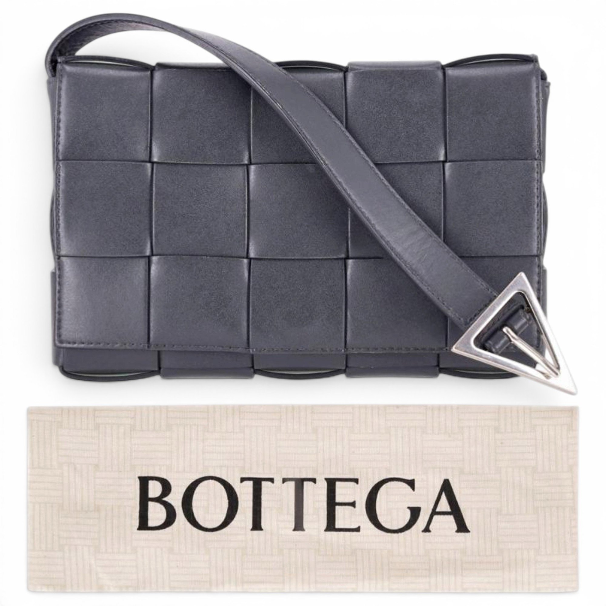 Cassette leather crossbody bag