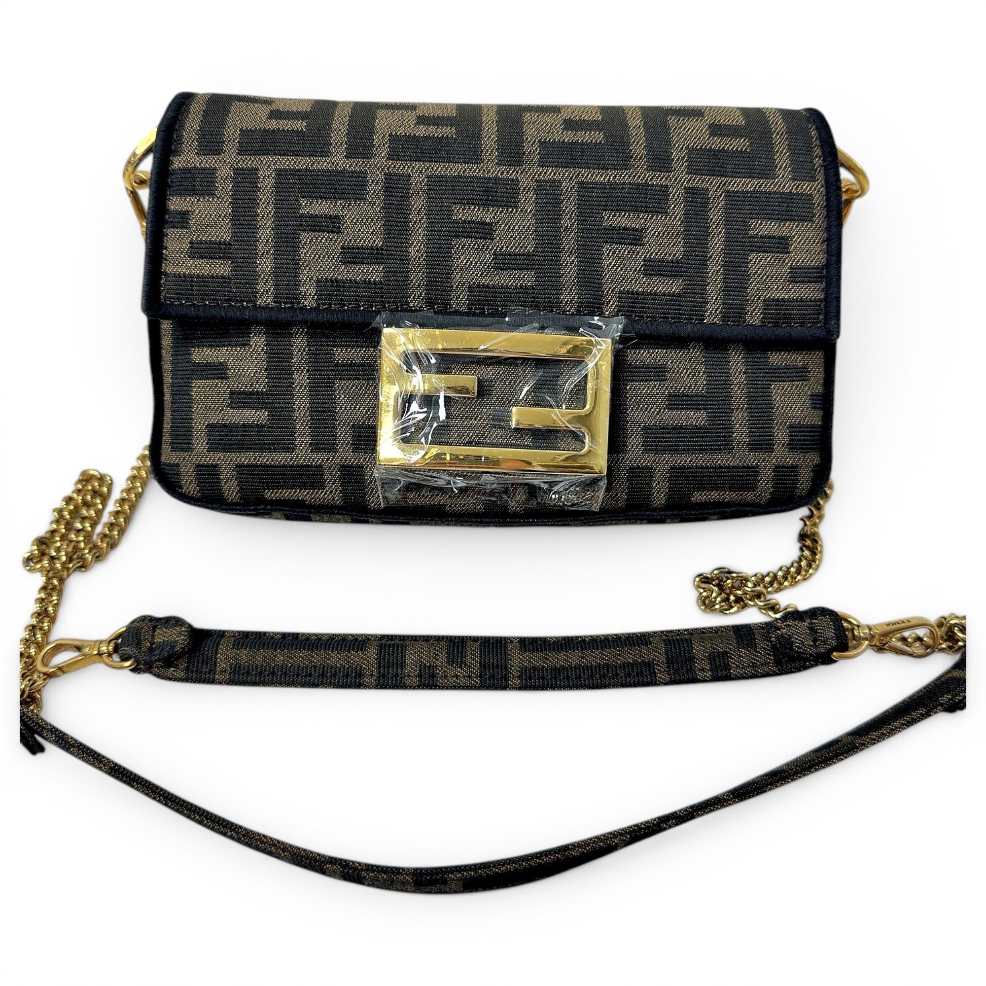 Baguette cloth handbag