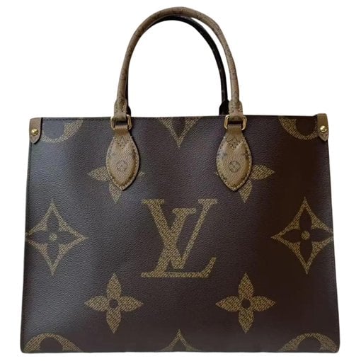 Onthego leather handbag