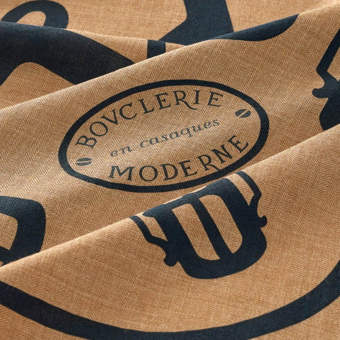 Bouclerie Moderne En Casaques Giant Triangle