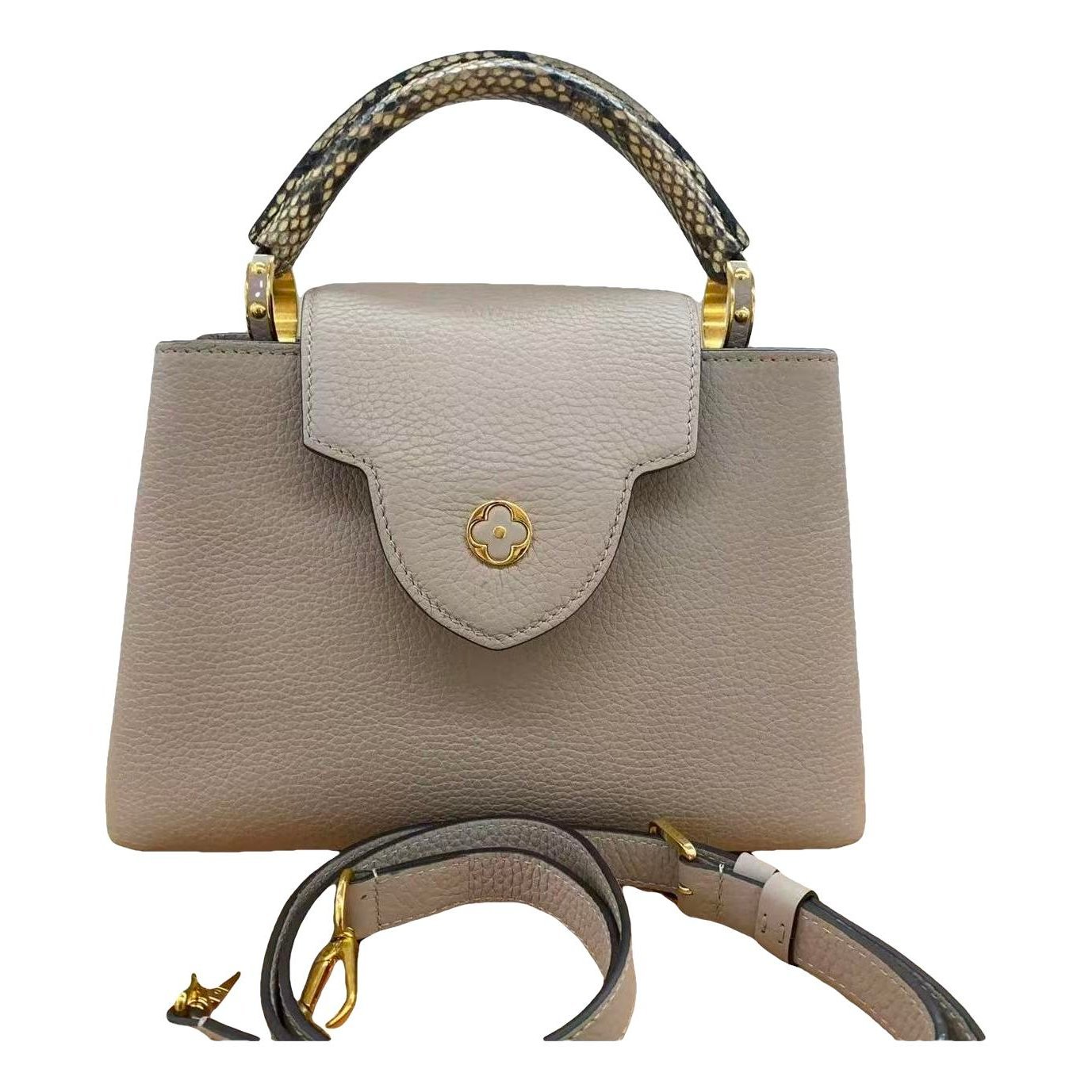 Capucines leather handbag