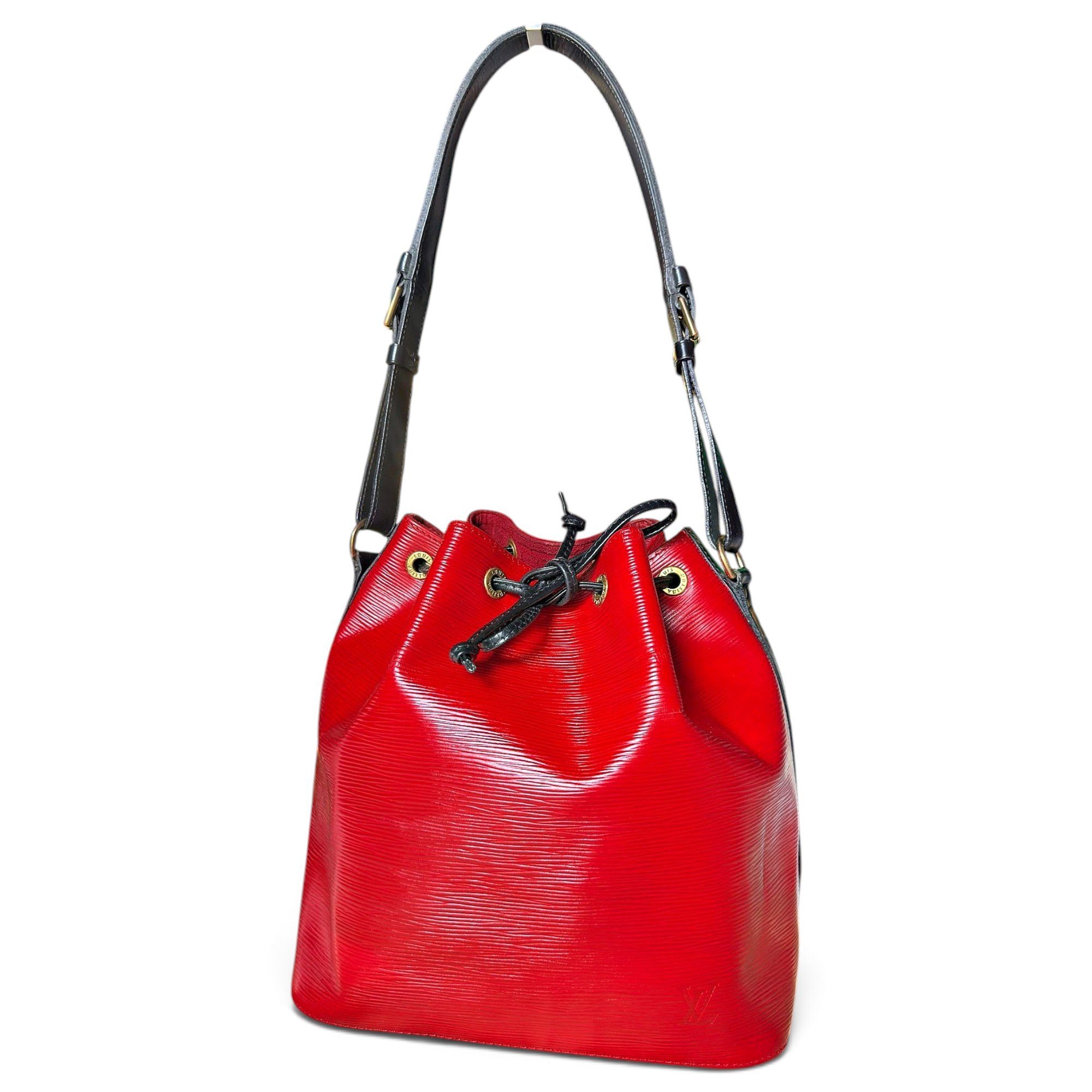 Noé leather handbag