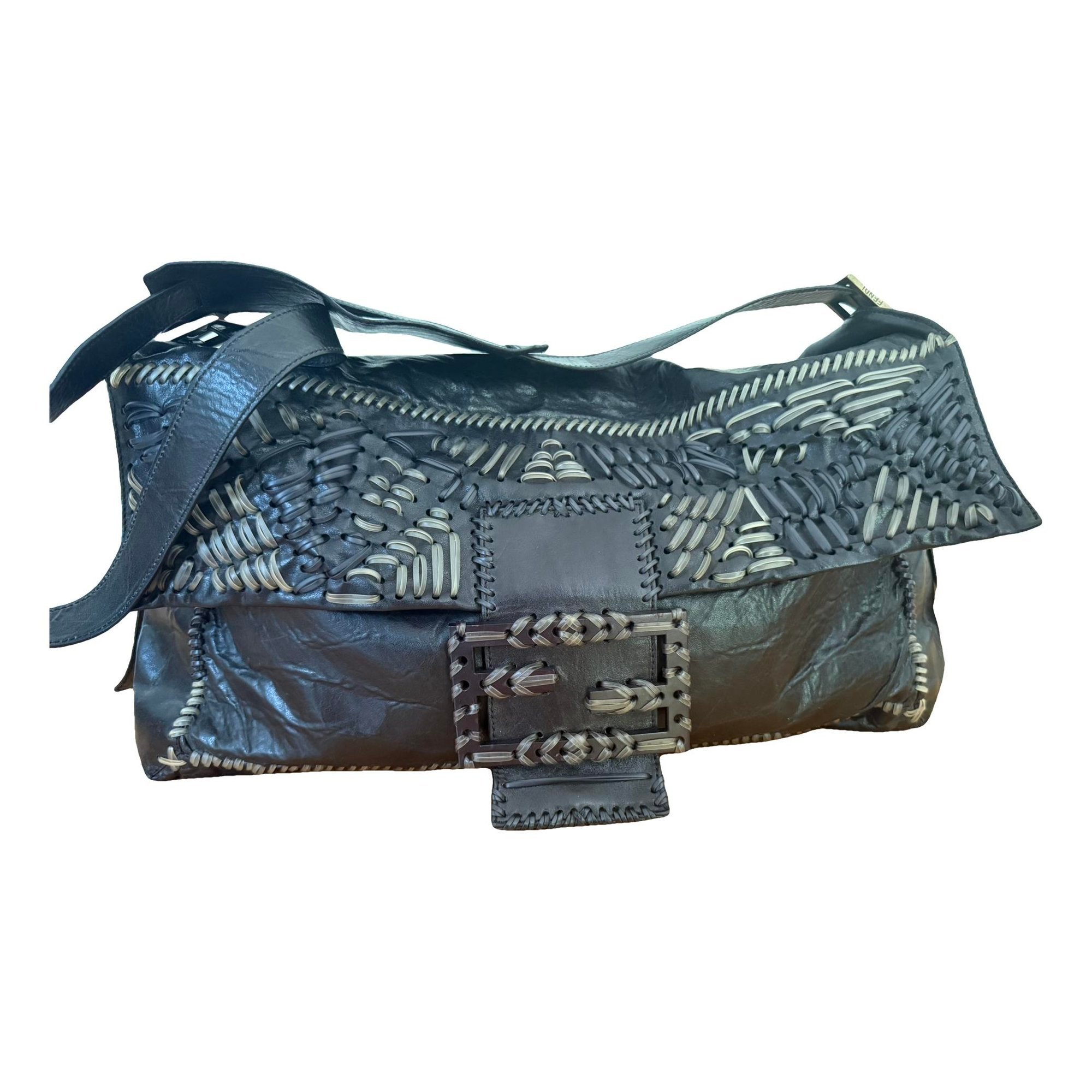 Baguette leather crossbody bag