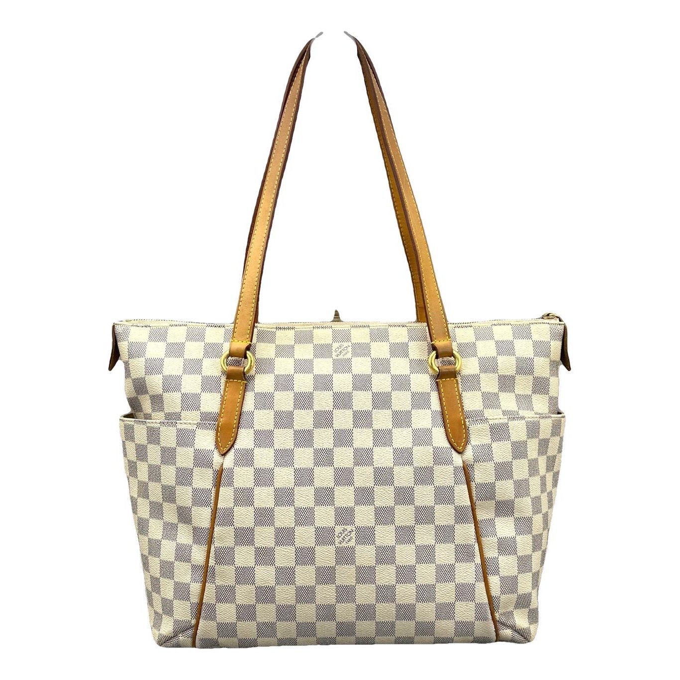 Totally leather handbag