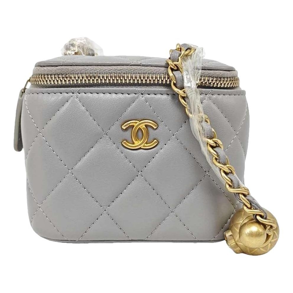 Trendy CC Vanity leather handbag