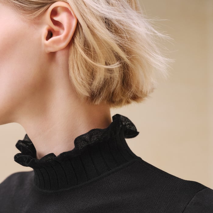 Noir Long-sleeve Sweater