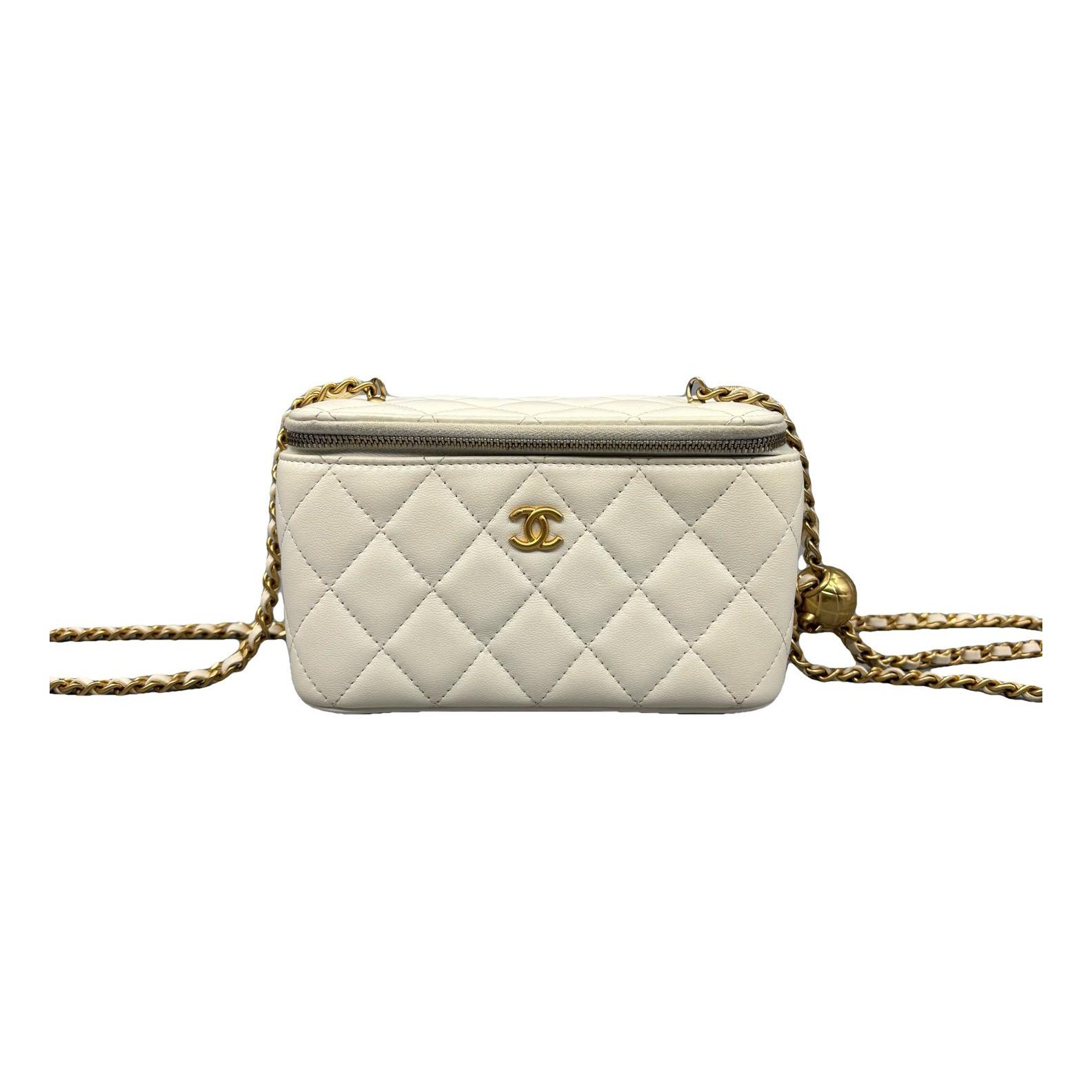 Trendy CC Vanity leather handbag