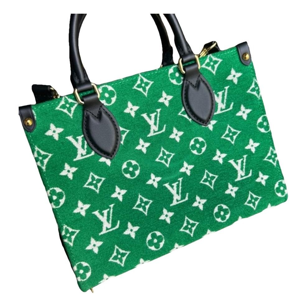 Louis Vuitton Onthego cloth handbag